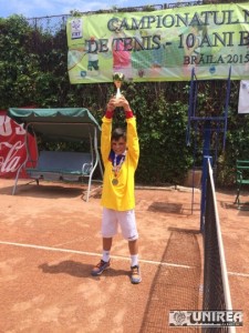 David Manu campion tenis TC Sun 7
