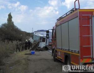 accident mortal DN1 autocar militar Teius (1)