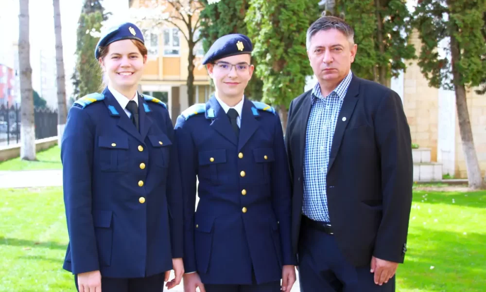 Lia Iancu și Daniel Cârnaț de la Colegiul Militar din Alba Iulia