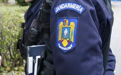 Scandal într-un local de pe strada Vasile Alecsandri din Alba Iulia, aplanat de jandarmi