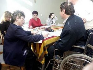 Persoanele-cu-dizabilitati