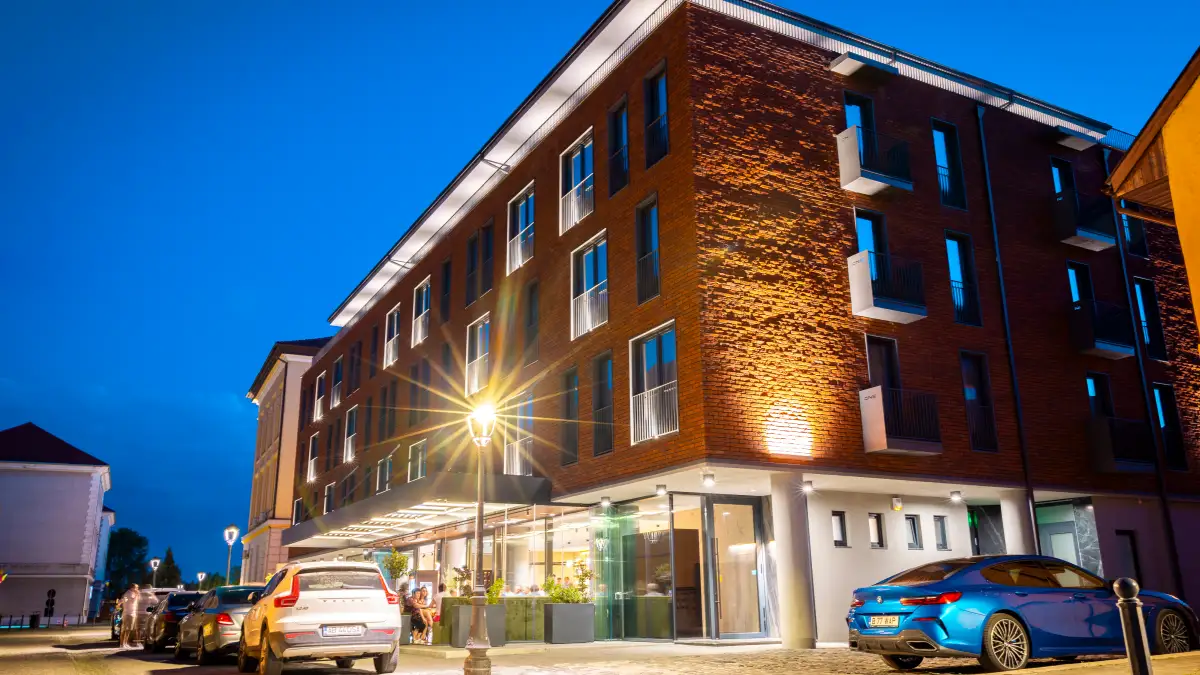 VIDEO | Se deschide One Hotel & Restaurant Miura, o nouă destinație premium și rafinată, în inima Cetății Alba Carolina