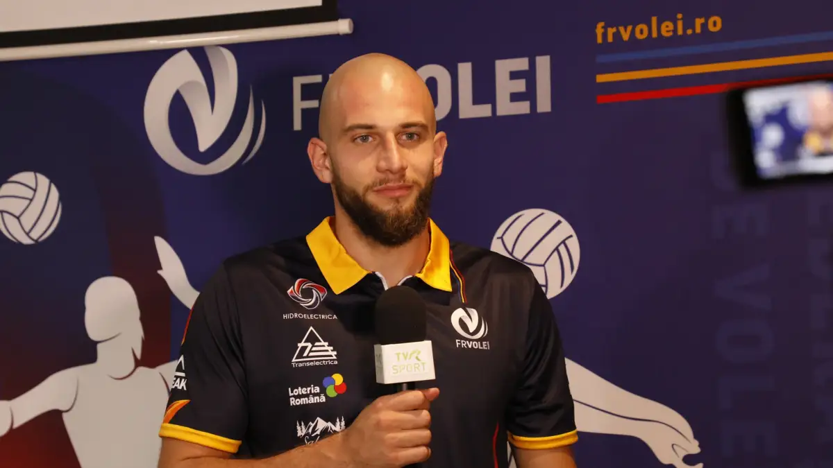 FOTO | Ocnamureșeanul Bela Bartha, la Campionatul Mondial de volei masculin cu naționala României