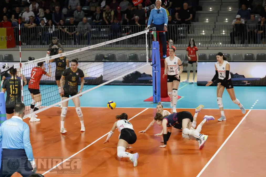 Campioana Volei Alba Blaj luptă să-și apere titlul! Finala Diviziei A1 se mută la București, două meciuri, luni și marți