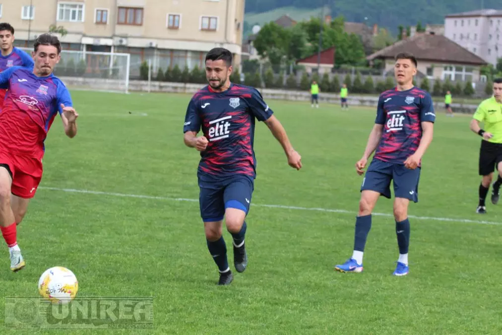 Vineri, ora 16.00, Metalurgistul Cugir – Minaur Zlatna, ultima etapă din play-off-ul Ligii 3! Portughezul Vitinha, retragere din fotbal și zi specială