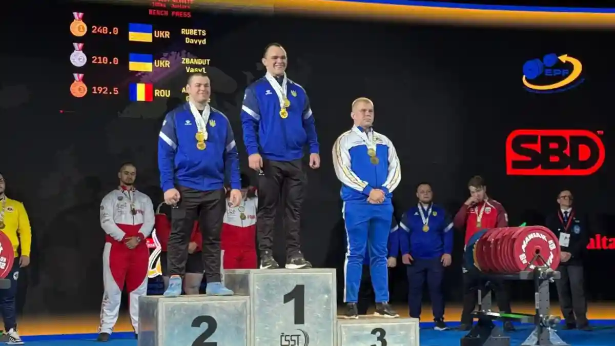 FOTO | George Arion (CS Universitar din Alba Iulia), medalie de bronz la Campionatul European de Powerlifting 2026