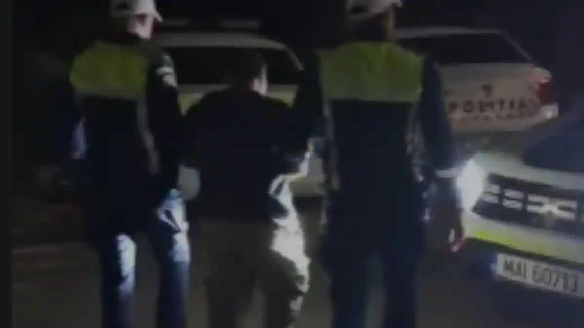 VIDEO | Inconștiență la Sebeș: Un bărbat a ajuns cu mașina î